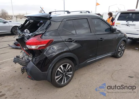2020 Nissan Kicks Sr Xtronic Cvt z USA, uszkodzony, nr VIN 3N1CP5DV4LL491128